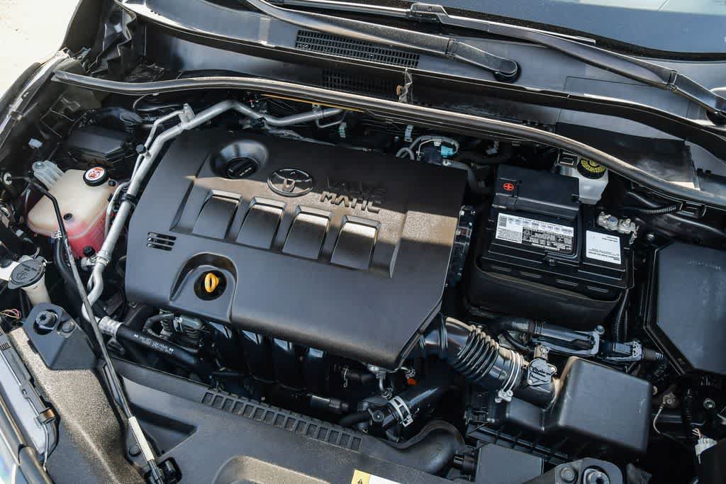 Used 2019 Toyota C-HR XLE FWD image 28