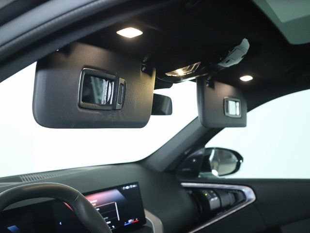 Used 2025 BMW X3 xDrive30i w/ Premium Package AWD/4WD image 23