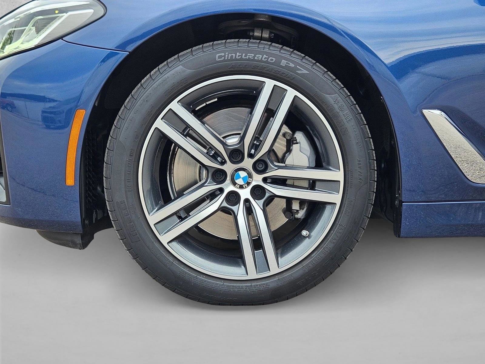Used 2023 BMW 530i w/ Premium Package RWD image 24