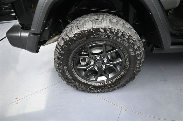 Used 2025 Jeep Wrangler Unlimited Sport AWD/4WD image 23