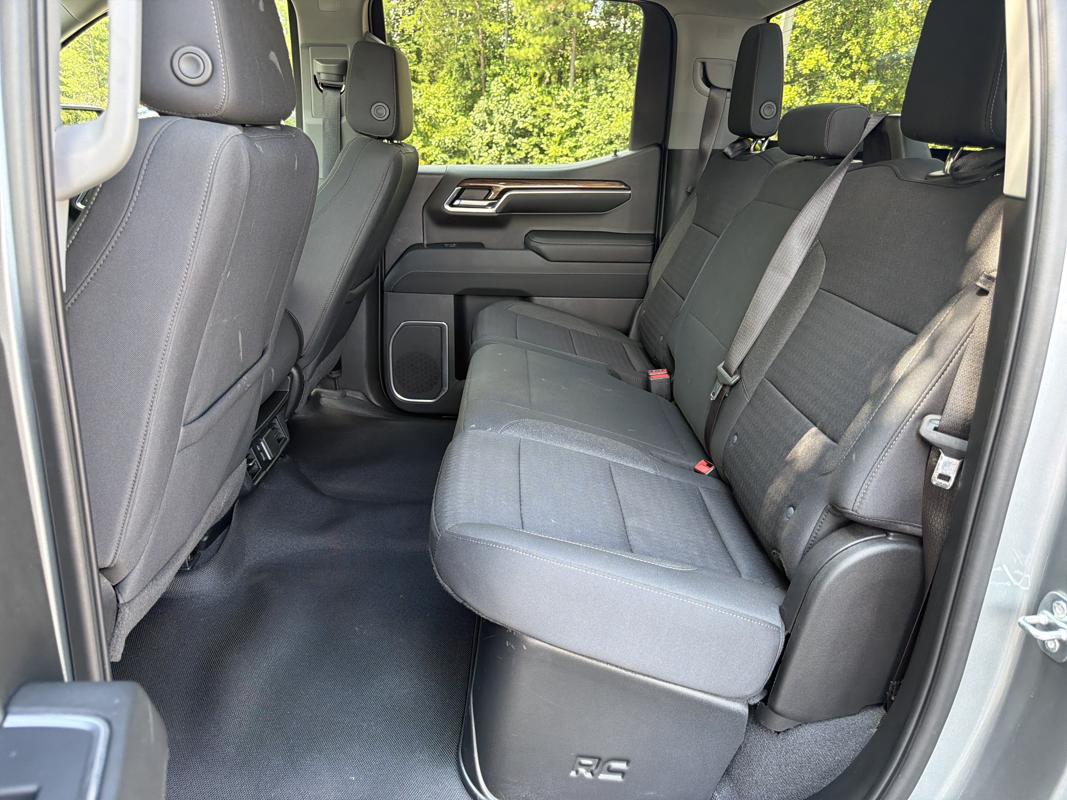 Used 2023 Chevrolet Silverado 1500 LT w/ LPO, Dark Essentials Package AWD/4WD image 20