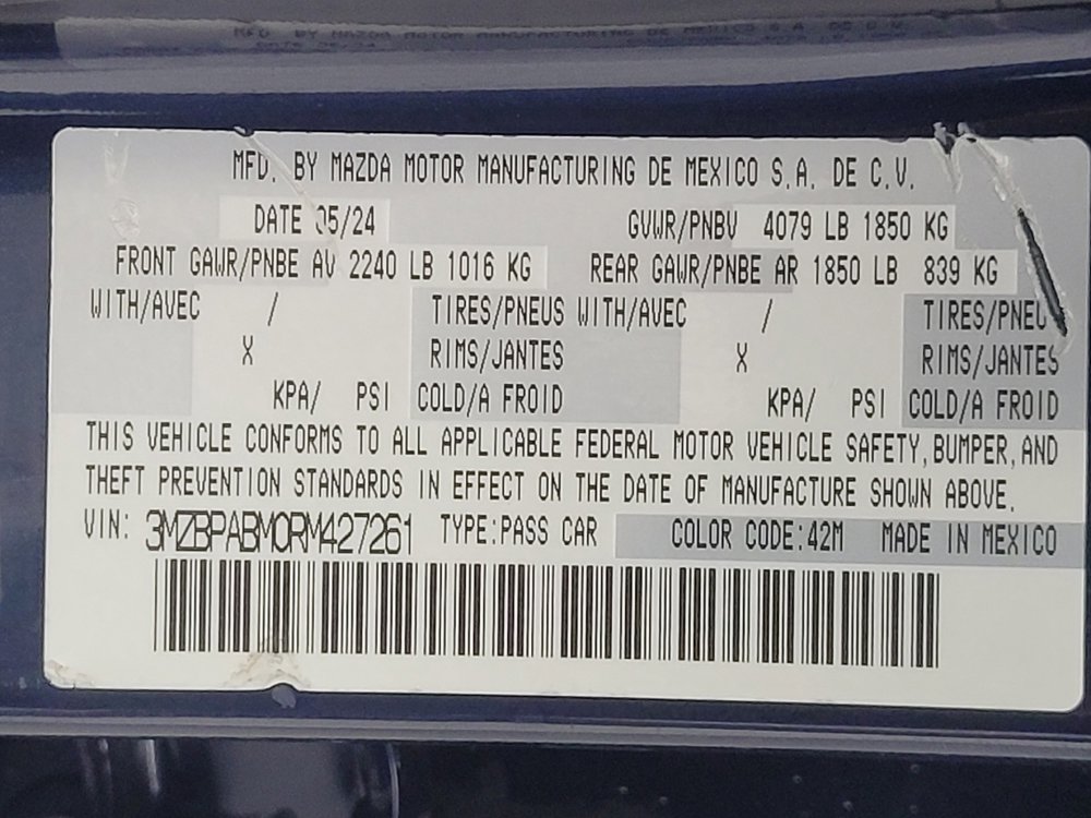 Used 2024 MAZDA MAZDA3 s image 33