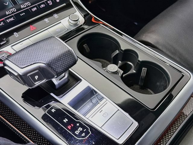 Used 2022 Audi SQ8 Prestige AWD/4WD image 19