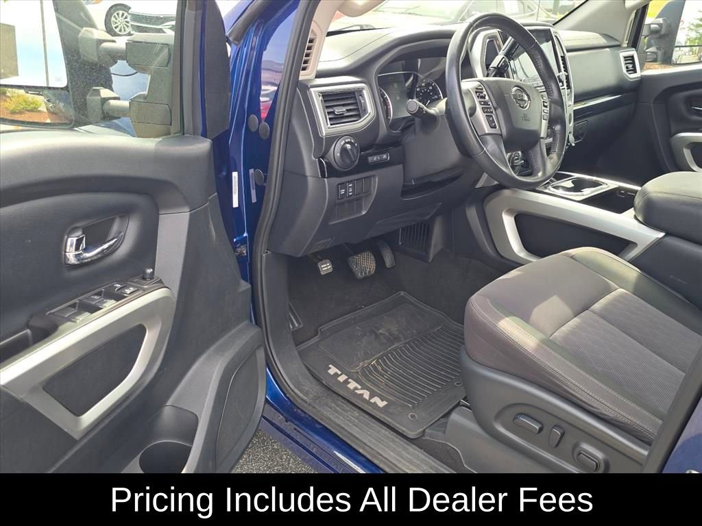 Used 2020 Nissan Titan SV w/ SV Convenience Package AWD/4WD image 9