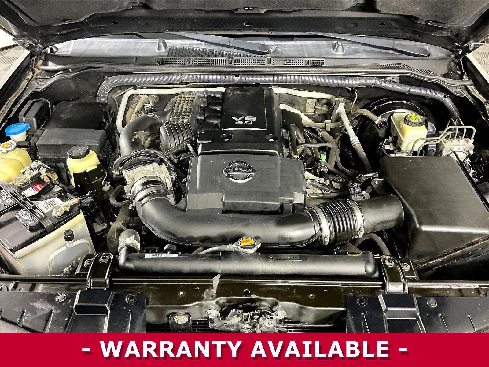 Used 2015 Nissan Frontier SL AWD/4WD image 31