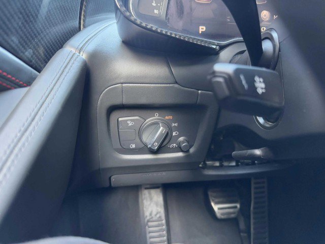 Used 2021 Audi R8 V10 performance image 31