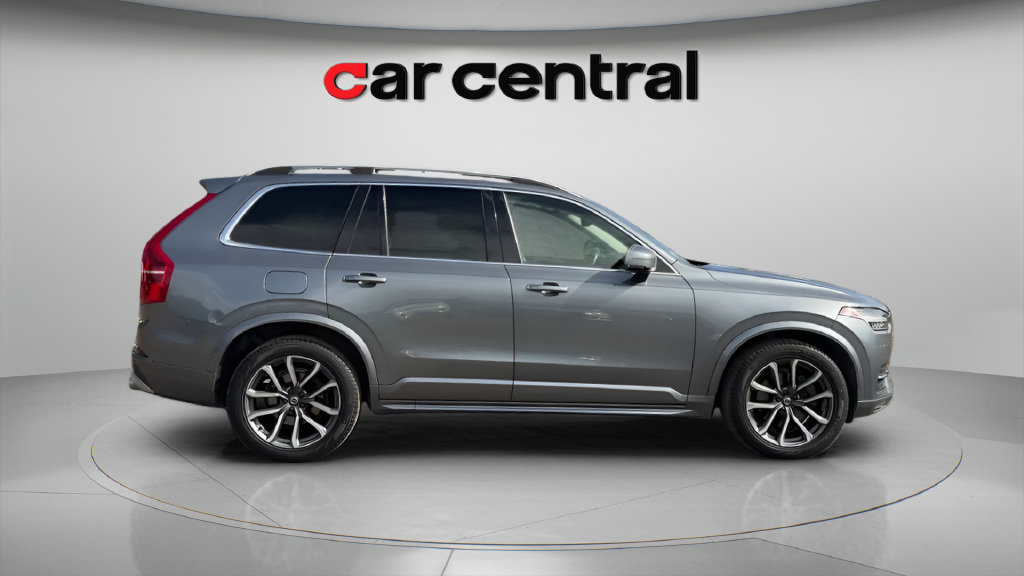 Used 2019 Volvo XC90 T5 Momentum w/ Multimedia Package AWD/4WD image 7