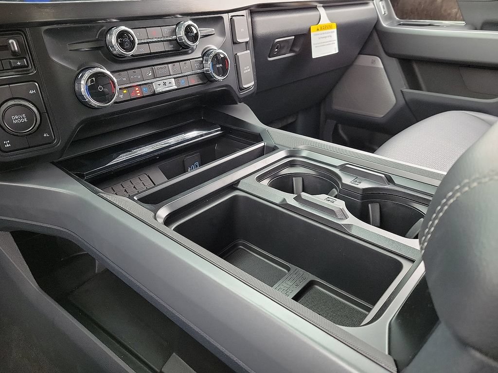 New 2026 Ford F250 Lariat w/ Lariat Premium Package AWD/4WD image 25