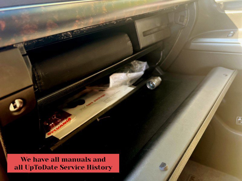 Used 2011 Toyota Land Cruiser w/ Upgrade Pkg image 35