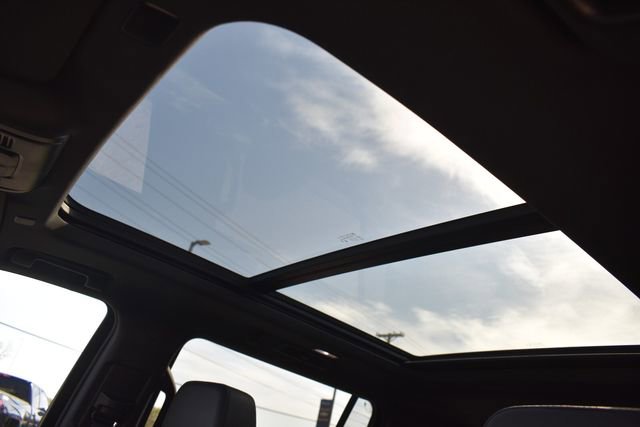 Used 2023 Chevrolet Suburban Z71 w/ Z71 Off-Road Package image 38