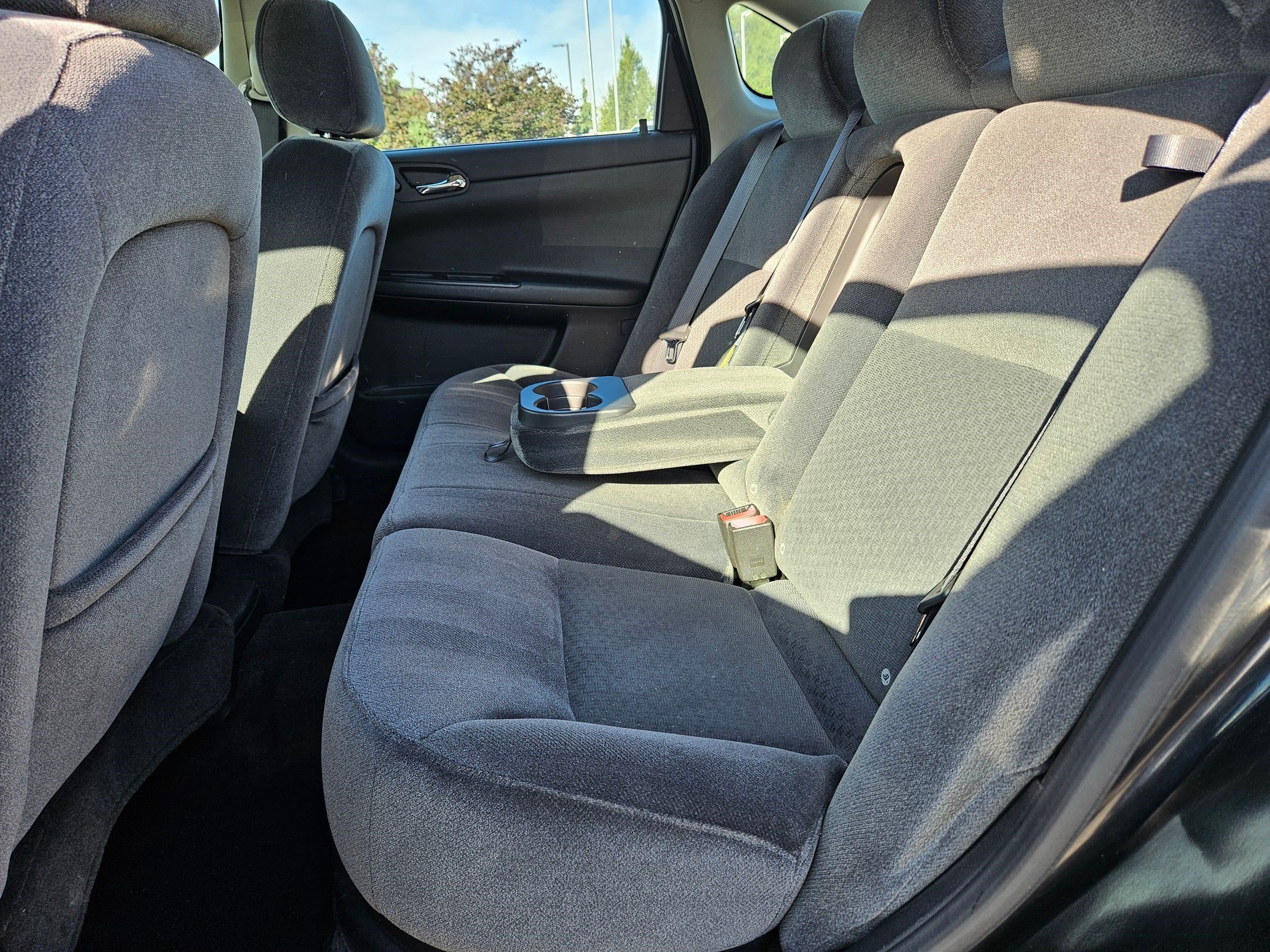 Used 2006 Chevrolet Impala LT FWD image 25