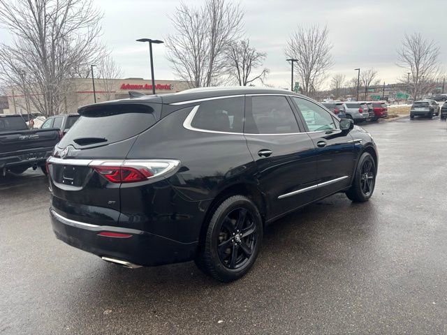 Used 2024 Buick Enclave Essence w/ Sport Touring Edition image 6