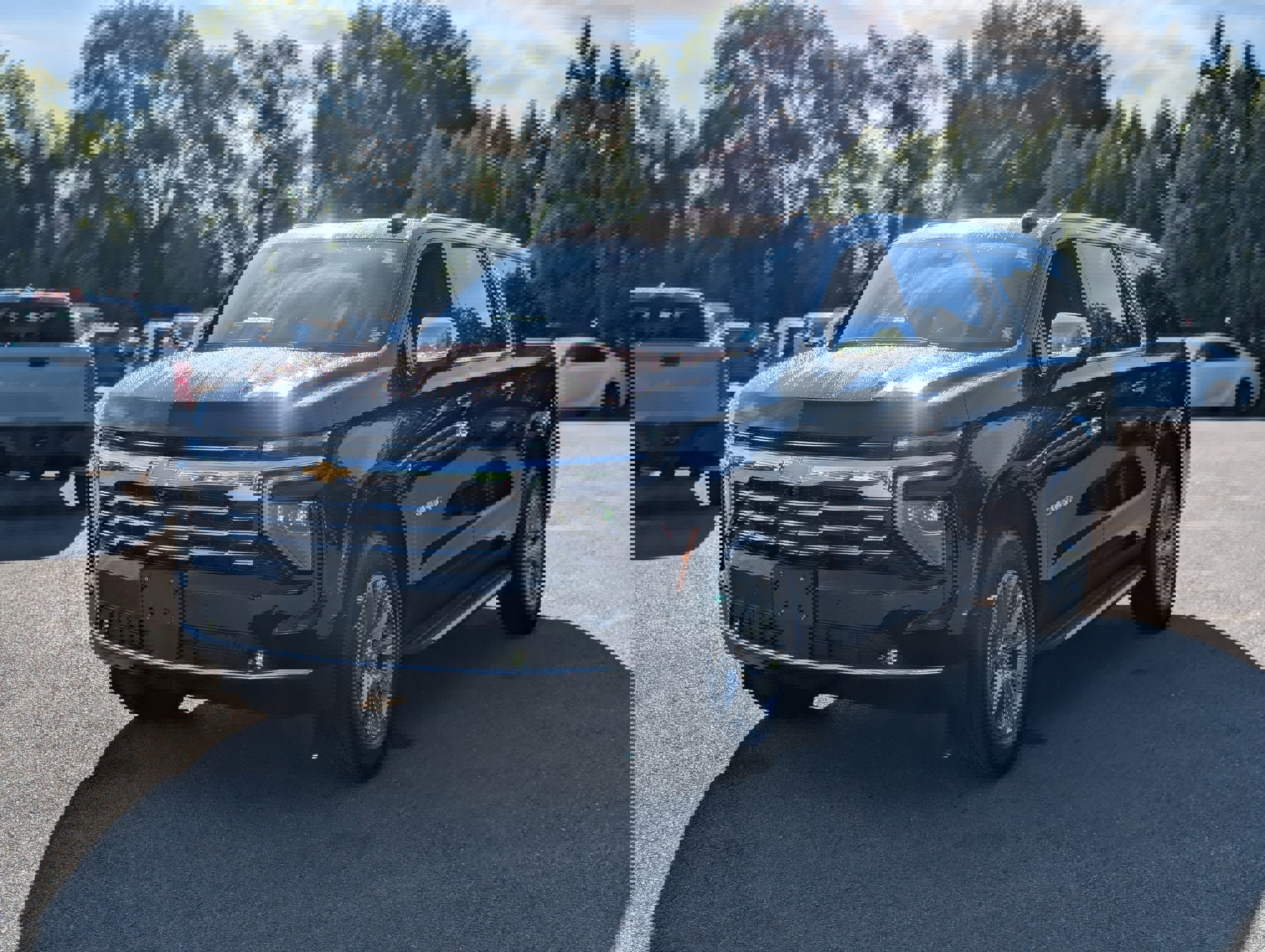 New 2025 Chevrolet Suburban Premier image 13