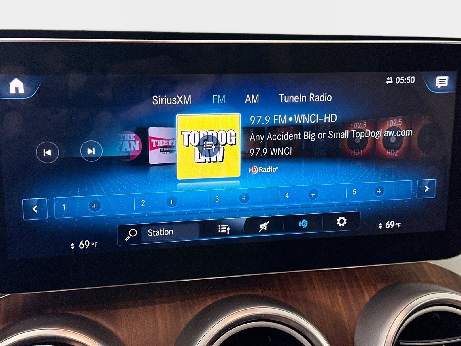 Certified 2022 Mercedes-Benz GLC 300 4MATIC image 17