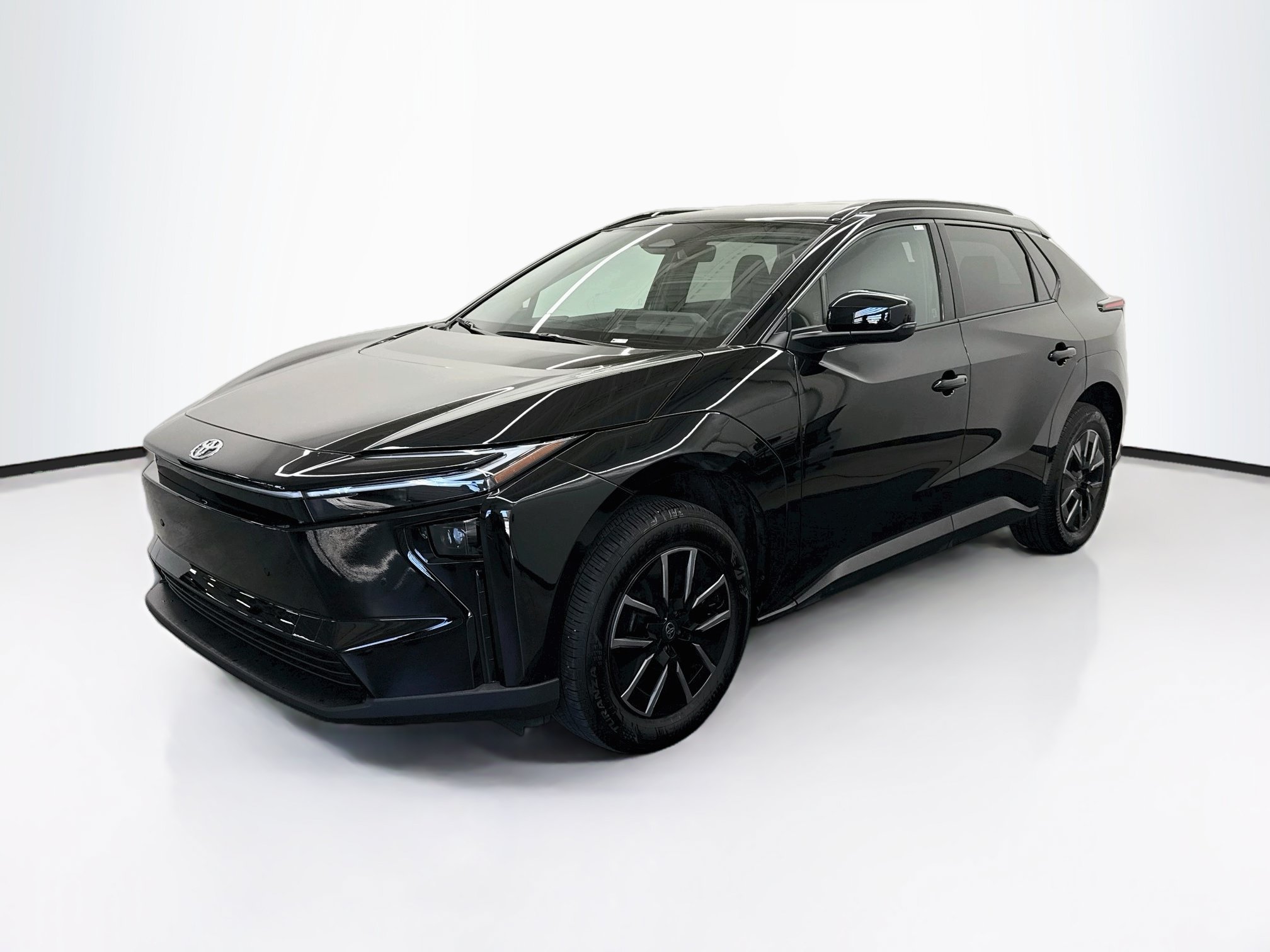 Used 2026 Toyota bZ FWD image 3