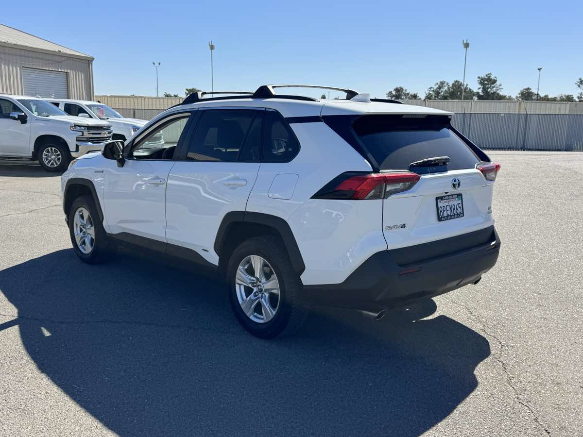 Used 2020 Toyota RAV4 XLE w/ Convenience Package AWD/4WD image 7