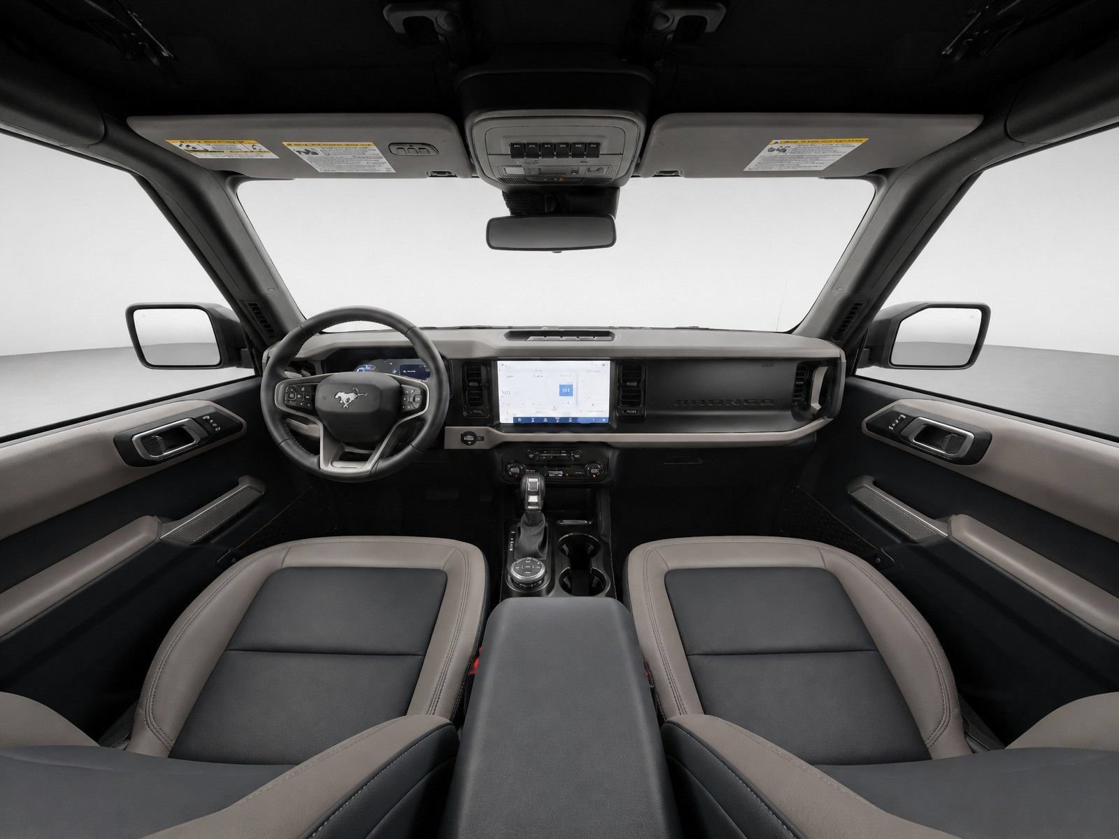Used 2023 Ford Bronco Wildtrak AWD/4WD image 14