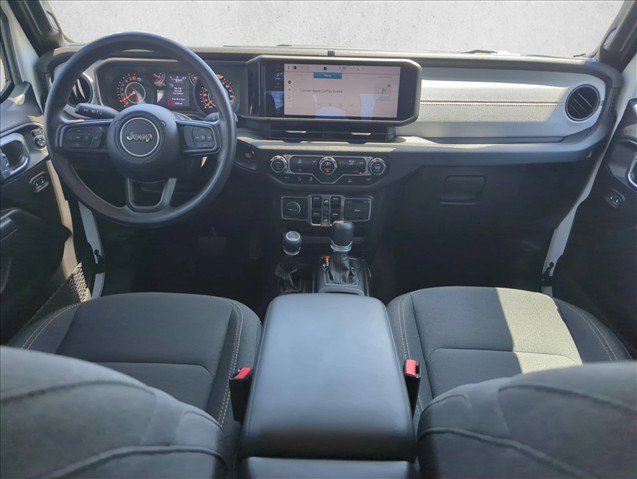 Used 2024 Jeep Gladiator Sport AWD/4WD image 25