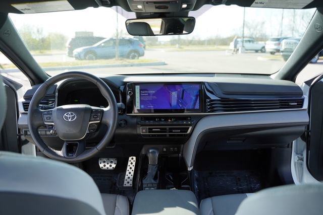 Used 2025 Toyota Camry SE w/ Multimedia Upgrade Package image 26