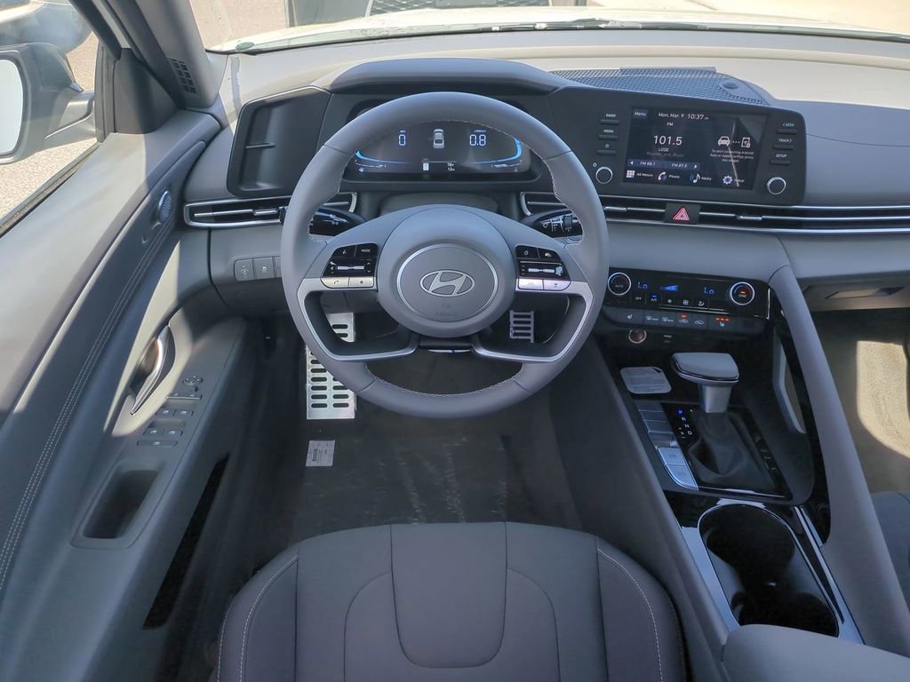 New 2026 Hyundai Elantra SEL Sport image 17