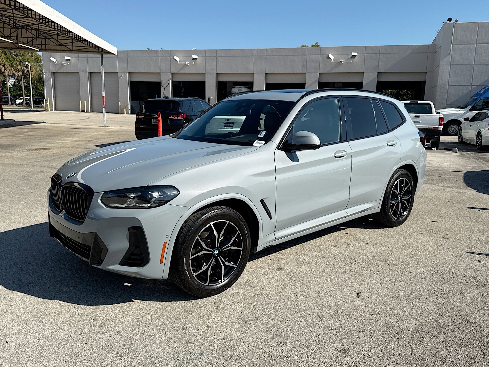 Used 2023 BMW X3 xDrive30i w/ M Sport Package image 3