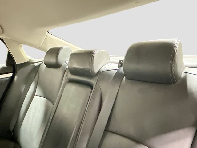 Used 2018 Honda Civic Touring image 27