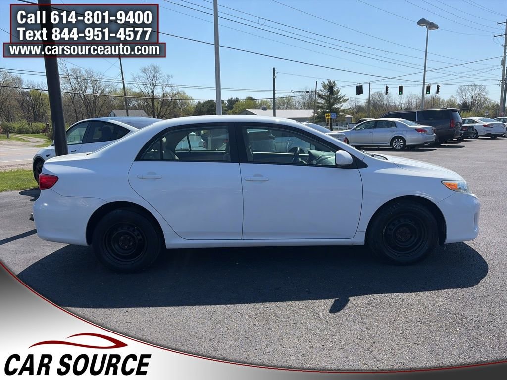 Used 2011 Toyota Corolla LE image 4