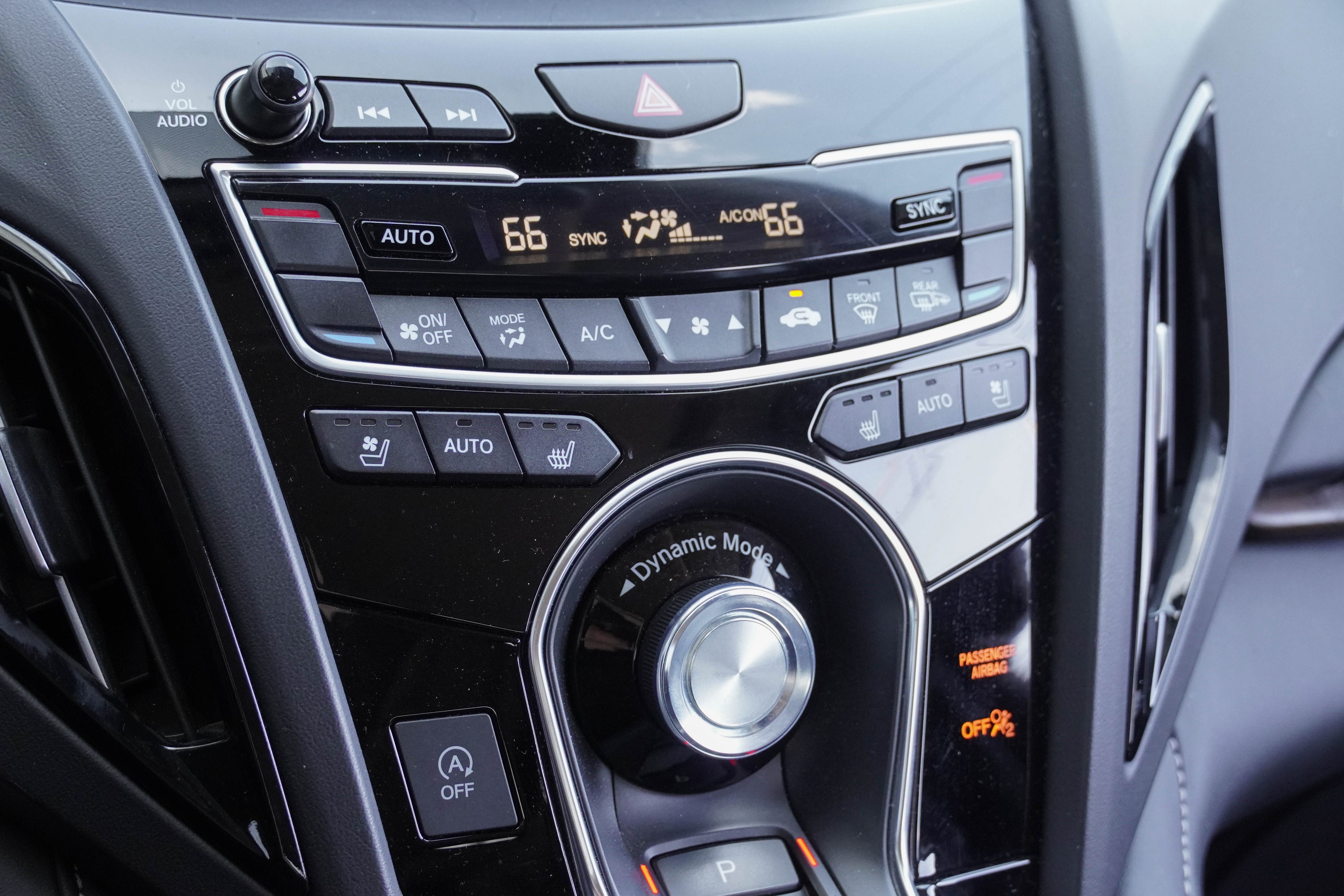 Used 2020 Acura RDX w/ Advance Package FWD image 25
