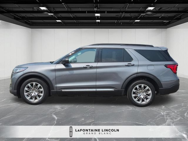 Used 2025 Ford Explorer Active w/ Active Comfort Package AWD/4WD image 2