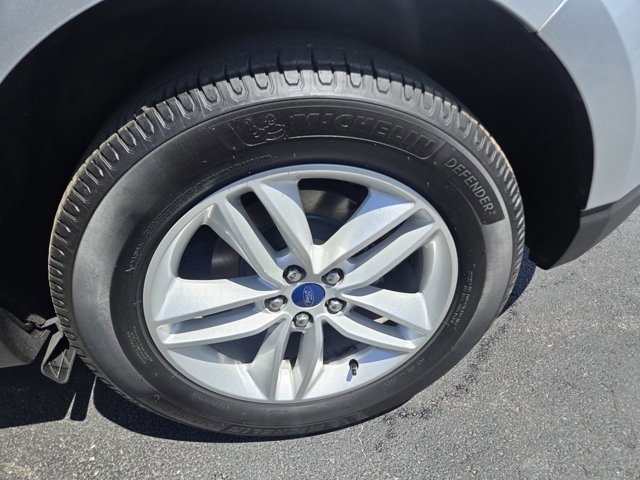 Used 2017 Ford Edge SEL w/ Equipment Group 201A AWD/4WD image 43