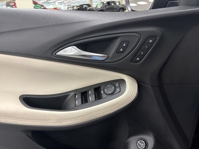 Used 2024 Buick Encore GX Avenir w/ Avenir Technology Package AWD/4WD image 26