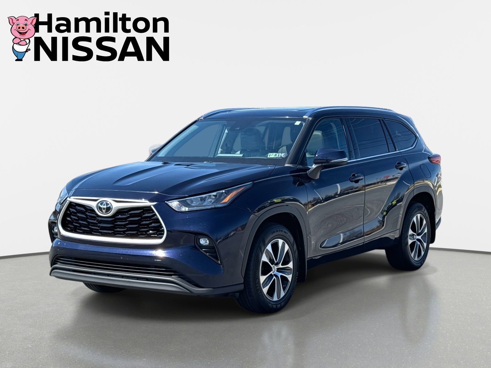 Used 2020 Toyota Highlander XLE AWD/4WD image 5