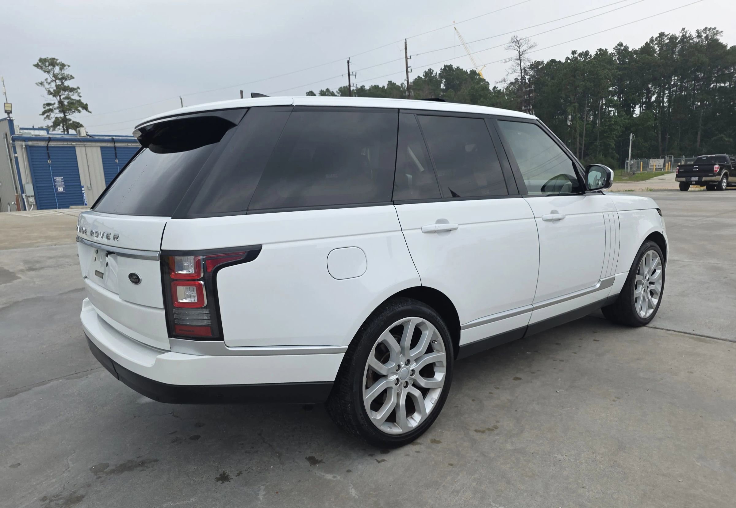 Used 2017 Land Rover Range Rover HSE AWD/4WD image 17