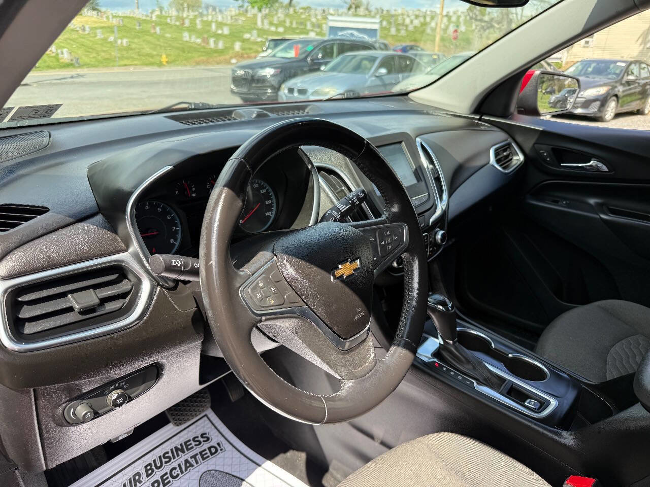 Used 2018 Chevrolet Equinox LT image 10