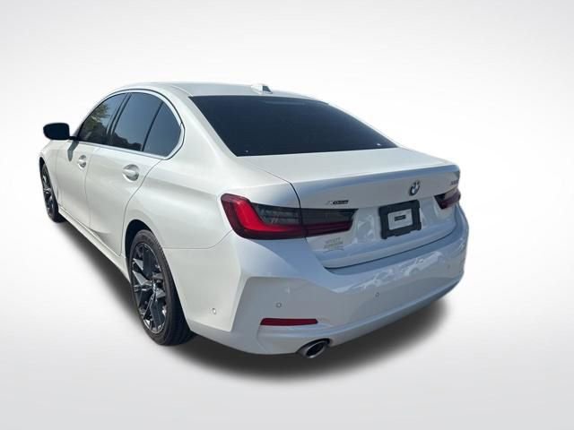 Used 2025 BMW 330i xDrive Sedan AWD/4WD image 3