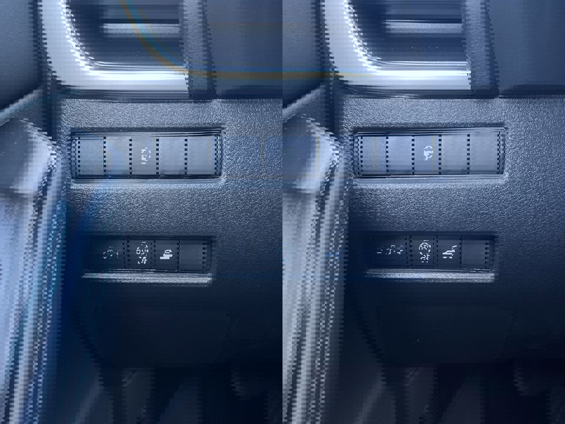 New 2026 Nissan Rogue SV image 12