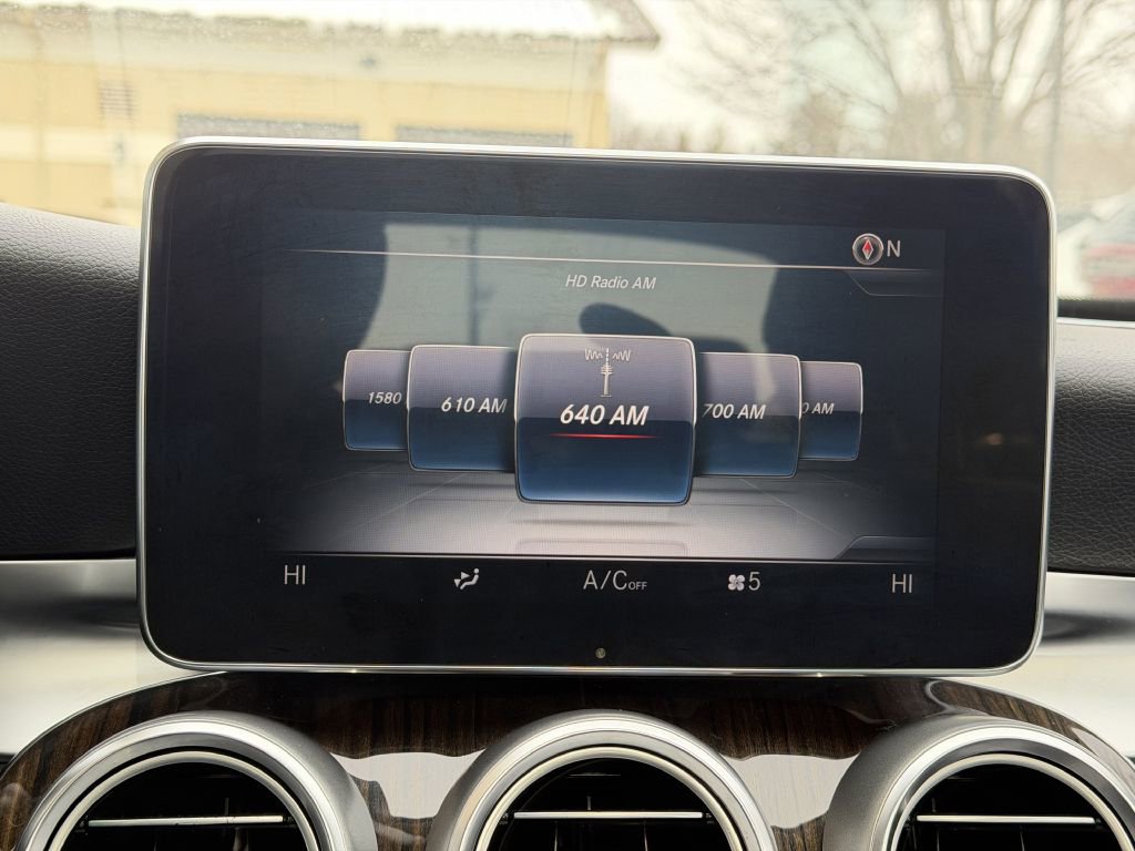 Used 2016 Mercedes-Benz C 300 4MATIC Sedan image 31