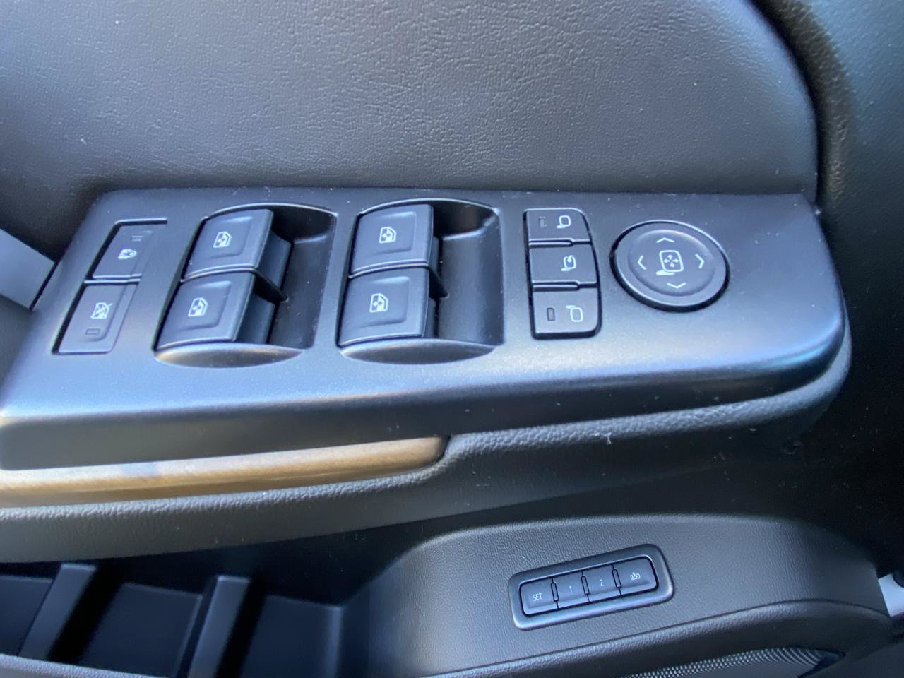 Used 2019 GMC Yukon Denali w/ Open Road Package AWD/4WD image 23