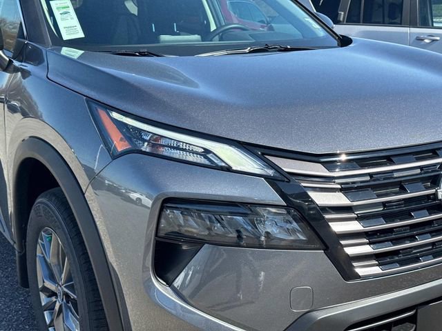 New 2026 Nissan Rogue S image 10