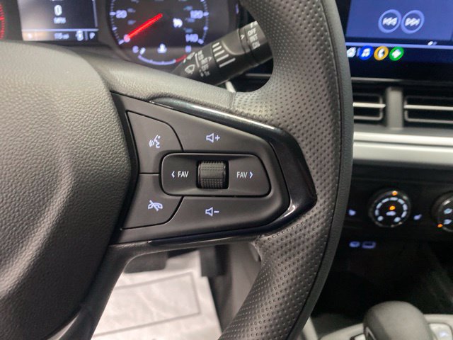 New 2026 Chevrolet Trax LS w/ LS Convenience Package FWD image 15