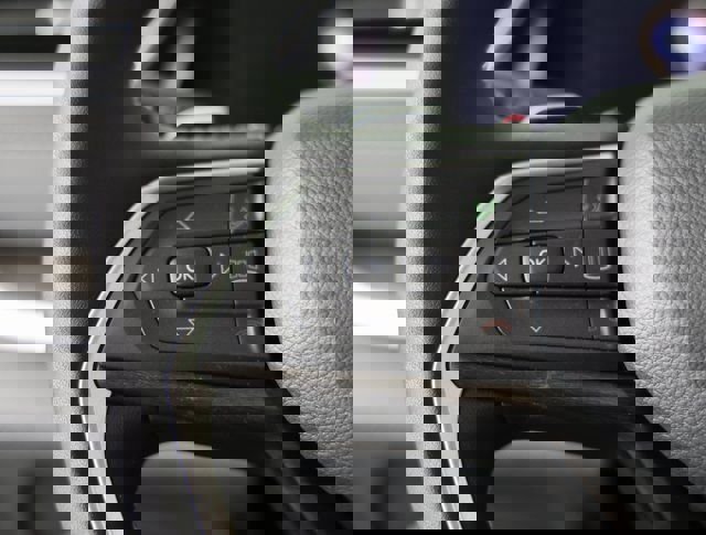 New 2025 Jeep Grand Cherokee Limited w/ Black Appearance Package image 15