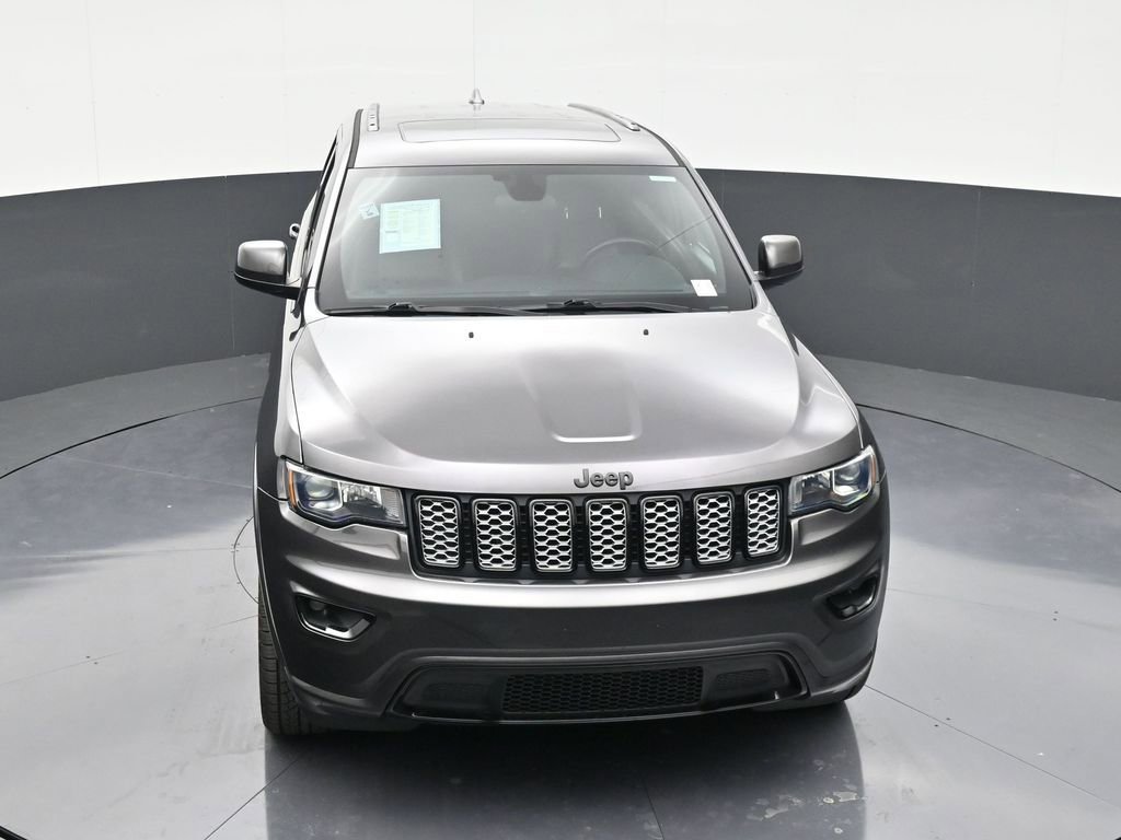 Used 2021 Jeep Grand Cherokee Laredo X image 19