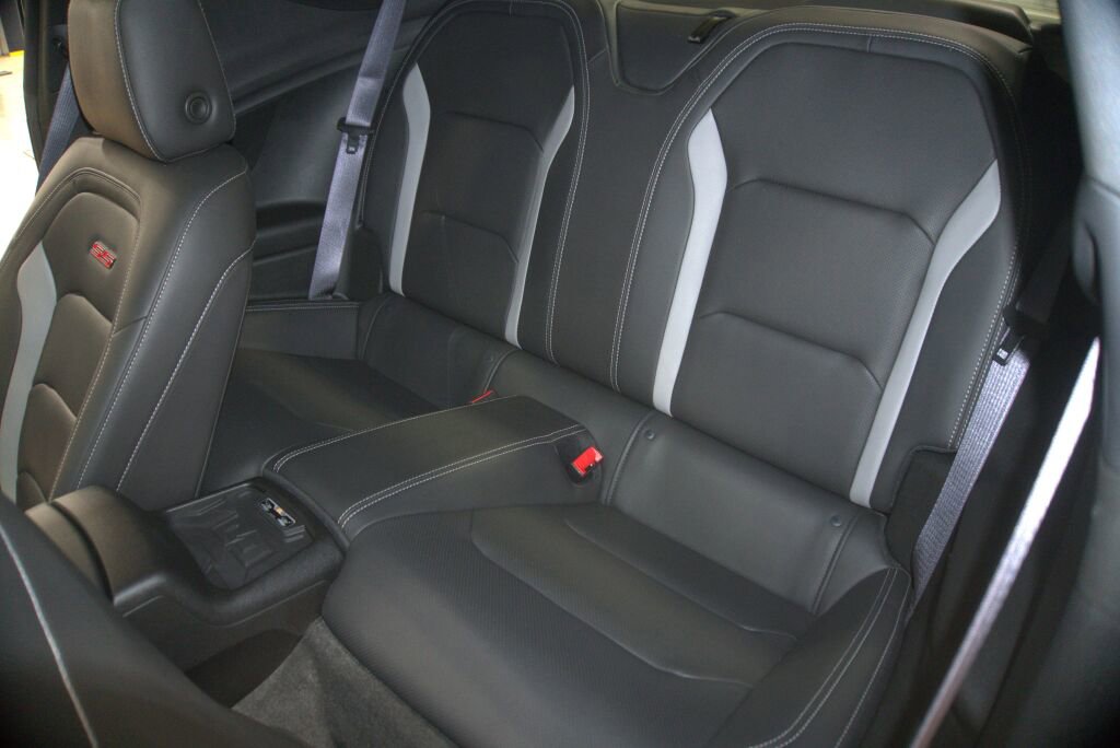 Used 2016 Chevrolet Camaro SS RWD image 37