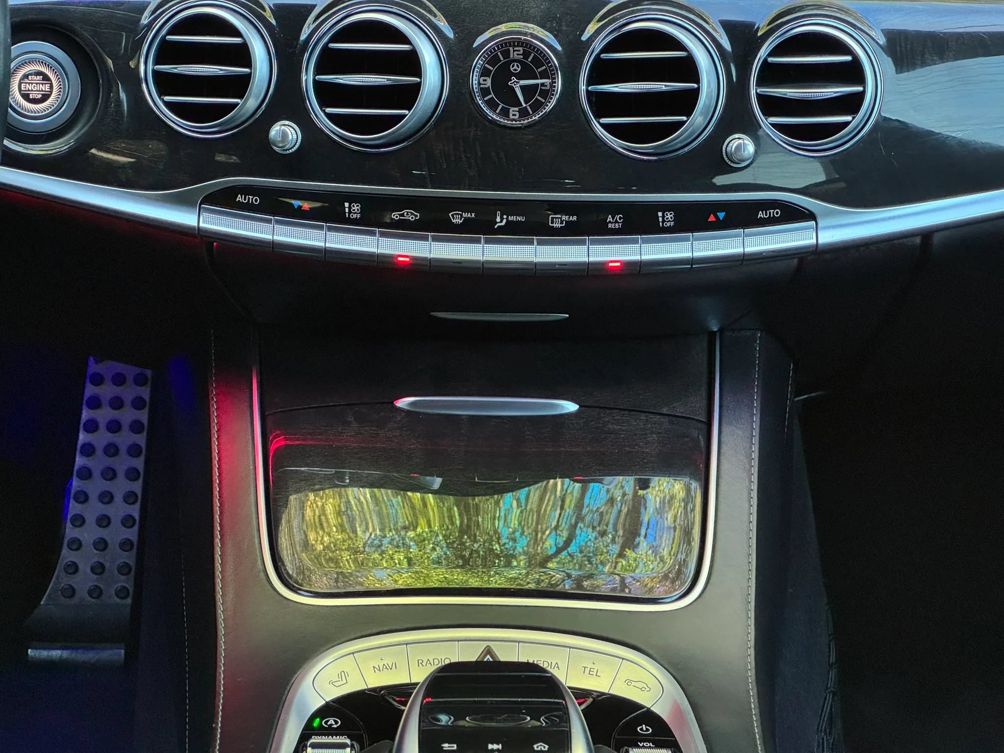 Used 2019 Mercedes-Benz S 560 Sedan image 19