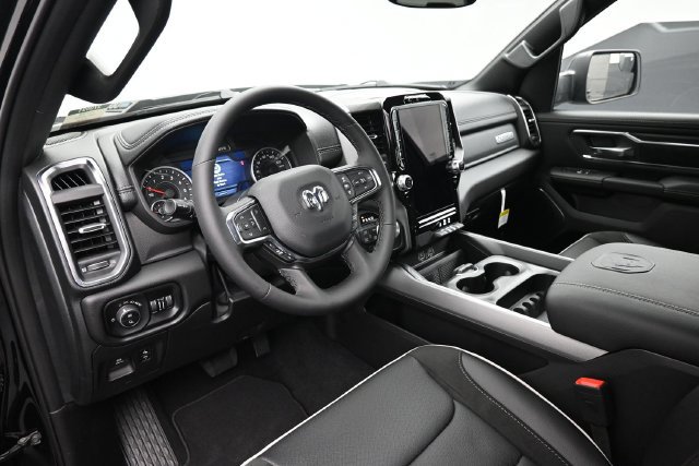 New 2027 RAM 1500 Laramie w/ Night Edition AWD/4WD image 15