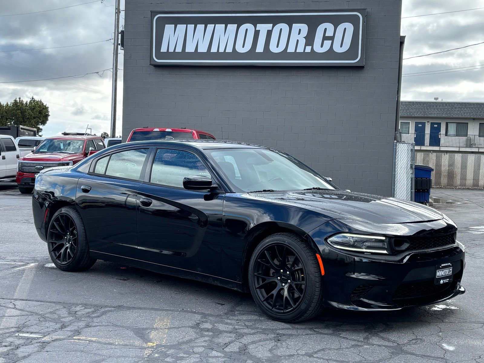 Used 2017 Dodge Charger R/T RWD image 25