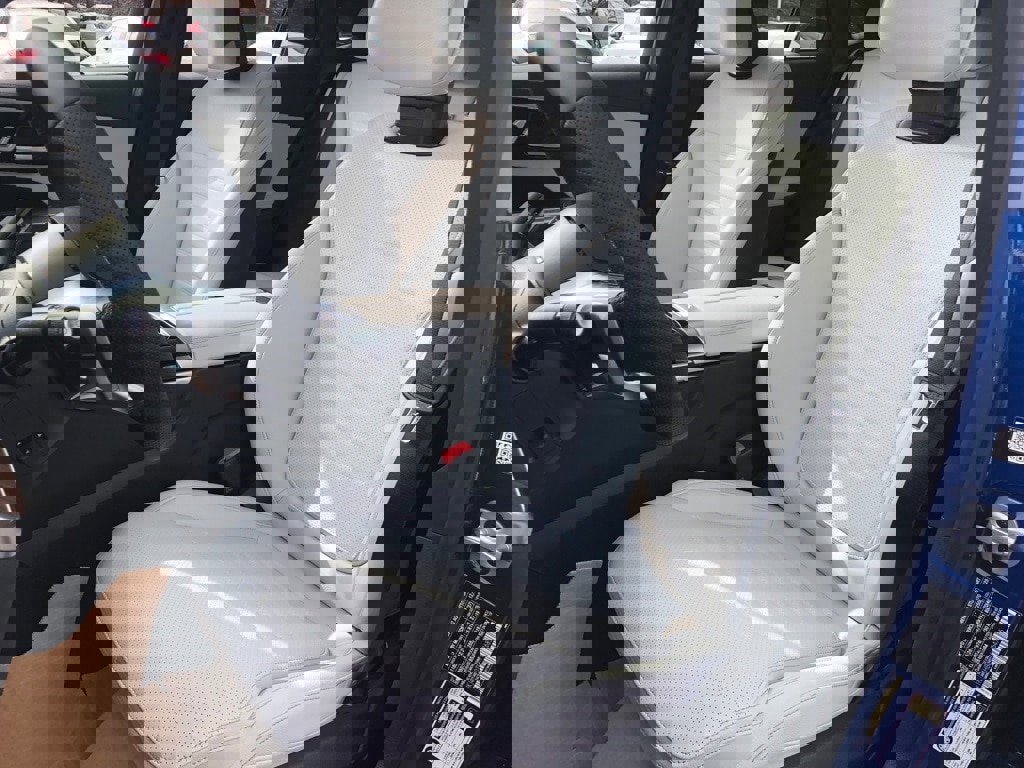 New 2026 Mercedes-Benz GLC 300 4MATIC image 33