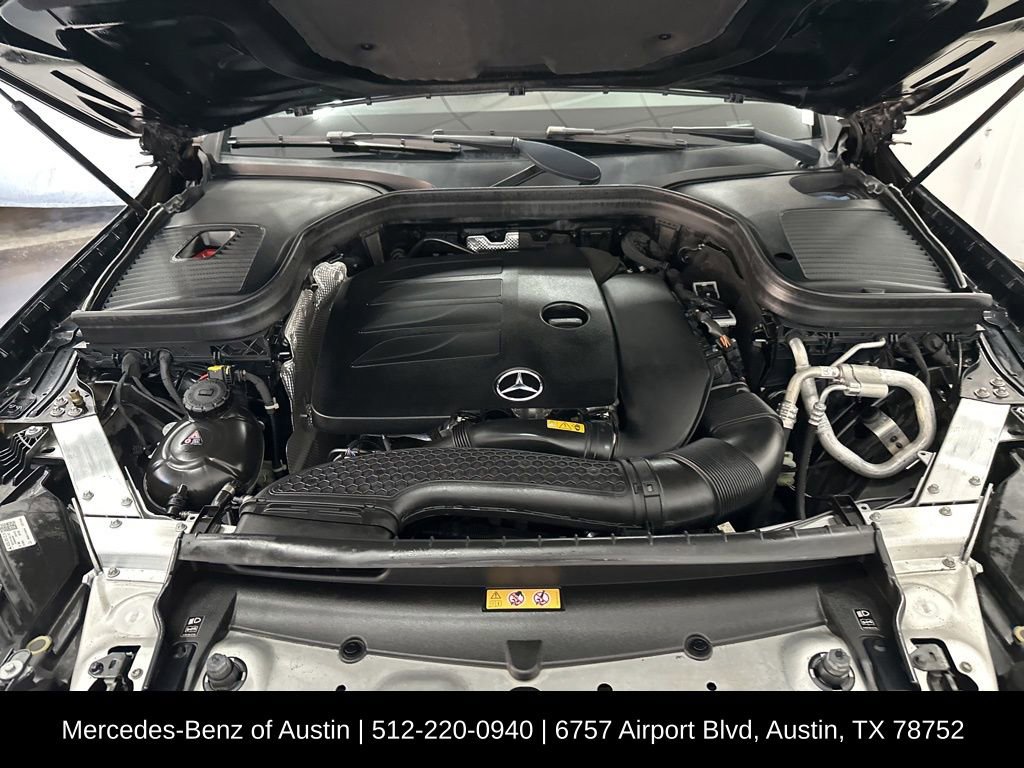 Used 2022 Mercedes-Benz GLC 300 4MATIC image 32