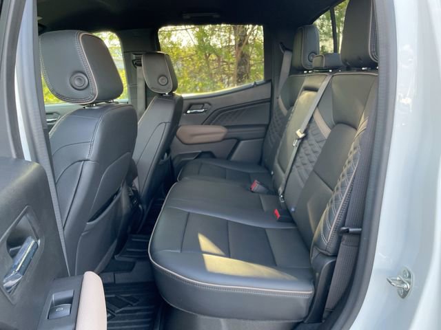 Used 2023 GMC Canyon Denali AWD/4WD image 13