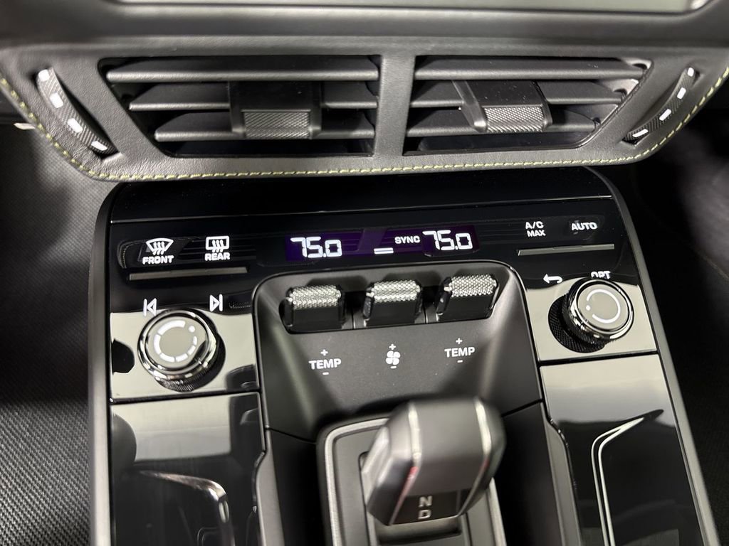 New 2026 Porsche 911 GTS image 31